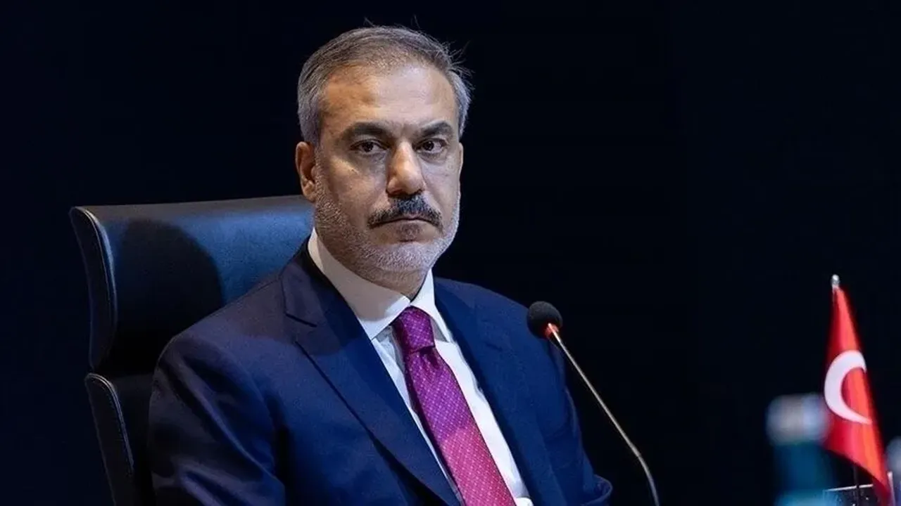 İstanbul Havalimanında ilginç anlar! Japon bakana ikram edildi, şaşkınlığı olay oldu