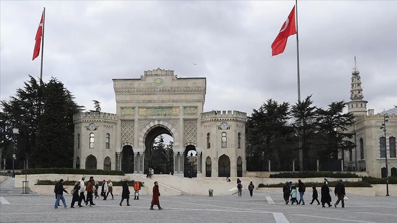İstanbul Üniversitesi'nden İmamoğlu'nun iddialarına cevap!