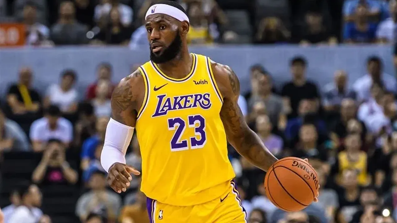 Los Angeles Lakers'ta tarihi değişim: Play-off ilk 5'inin hepsi gitti