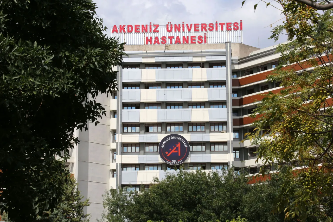 Üniversite hastanesindeki ‘dolandırıcılık’ skandalında yeni detaylar! Eşinin ifadesi ortaya çıktı: Üzerime para yatırmadı, arabam kiralık