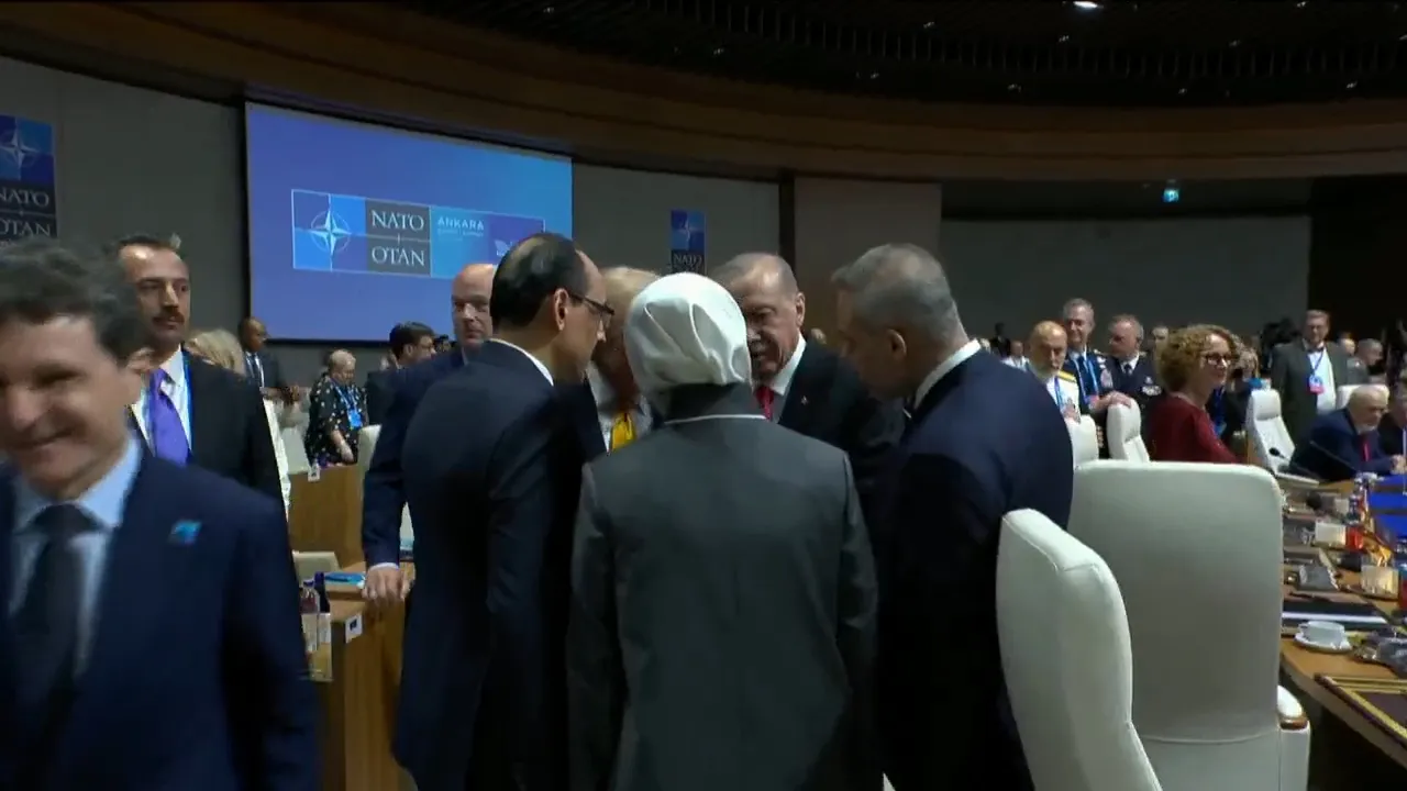 NATO liderlerinden aile pozu! Cumhurbaşkanı Erdoğan'dan net mesaj: Kısıtlamalar kaldırılmalı