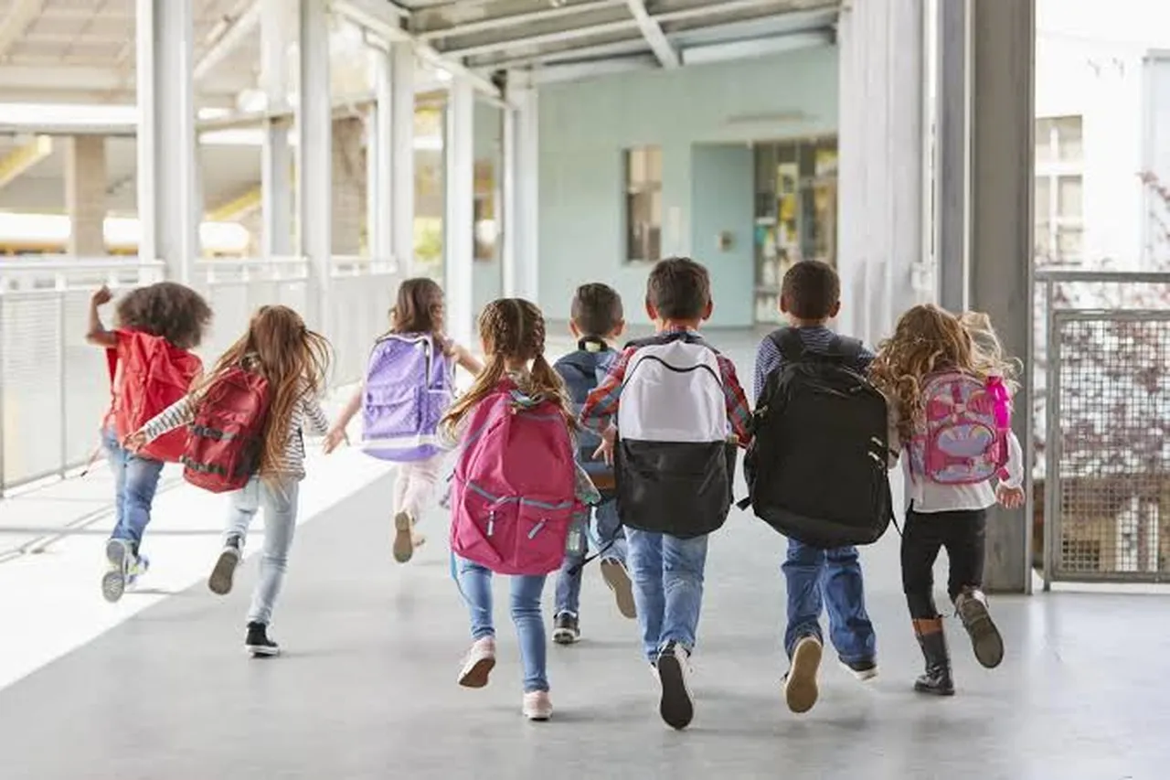 Ortaokul kayıtları ne zaman başlıyor? 2026 MEB anaokulu, ilkokul ve ortaokul kayıt tarihleri