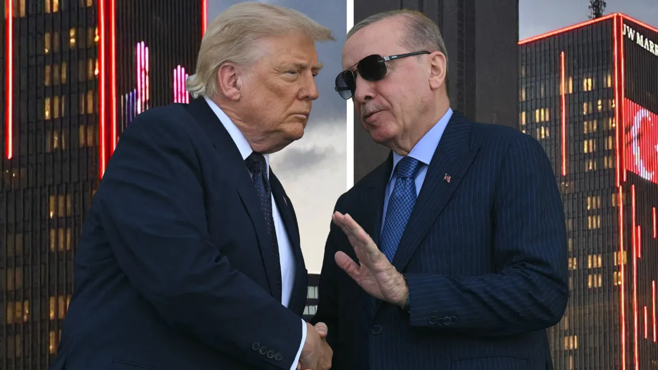 Trump'ın oteline yansıtılan görüntüler gündem oldu! Sosyal medya bunu konuşuyor