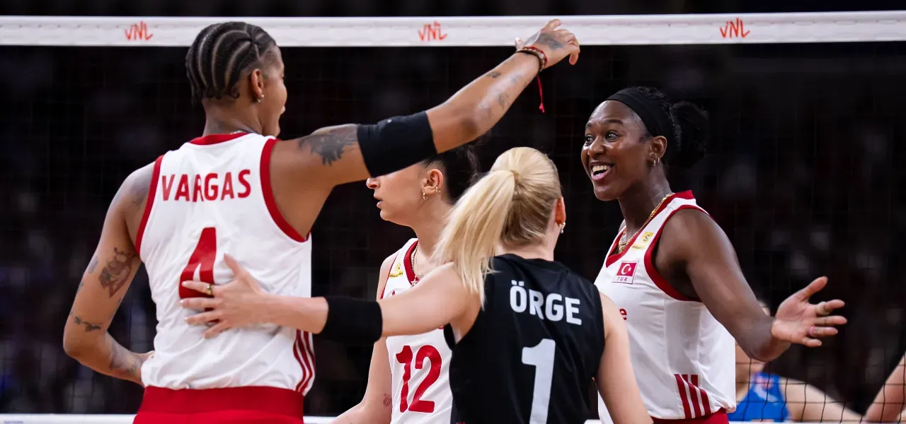 Türkiye-ABD voleybol maçı ne zaman? Filenin Sultanları Japonya etabı maç takvimi