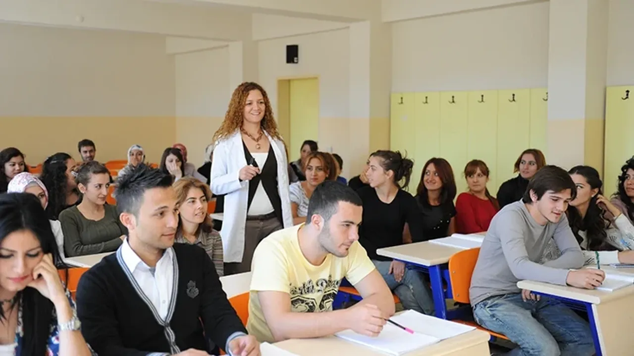Üniversite affı çıktı mı, öğrenci affından kimler yararlanabilecek? İşte kanun teklifine ilişkin detaylar!