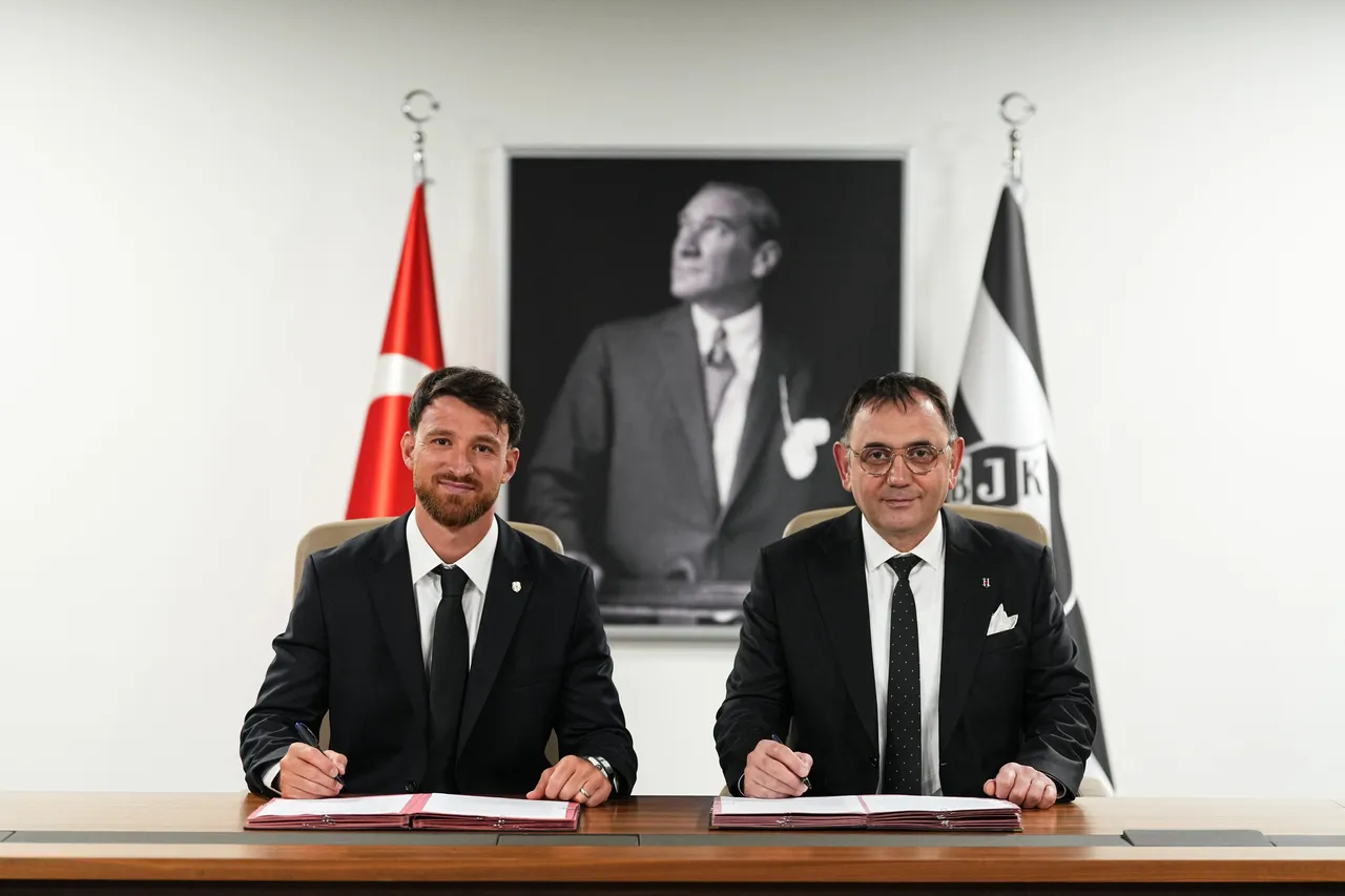 Beşiktaş transferi duyurdu! Salih Özcan imzayı attı