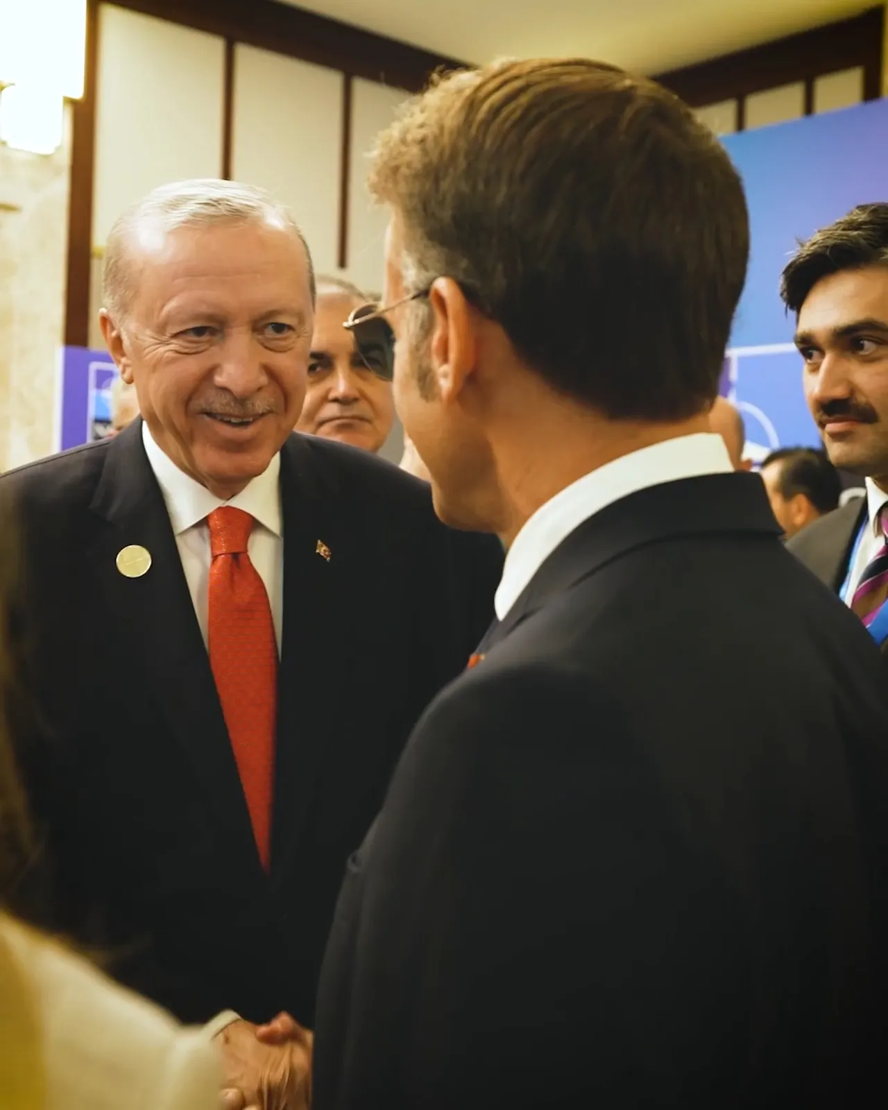Macron, Erdoğanın talebini karşılıksız bırakmadı! Ülkesine gidince ilk işi bu oldu