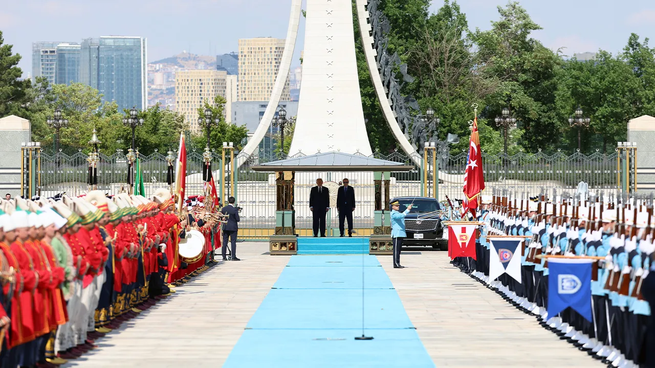 Yeniçeriler ve mehter takımı dünyanın dilinde: Mehter sıradan bir askeri bando değildi, bir silahtı