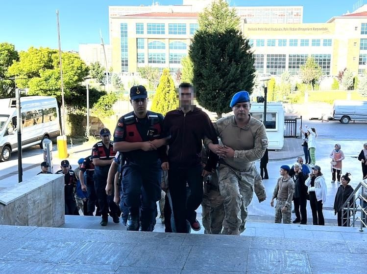 Belediyeden maaş aldılar, Özkan Yalım'ın işletmelerinde çalıştılar! Soruşturmada 9 kişi tutuklandı