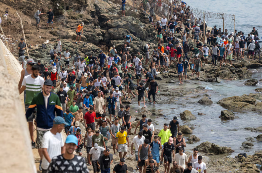 Cebelitarık Boğazı'nda kirli tezgah: 49 bin göçmenin akın ettiği İspanya iki ülkeyi suçladı!
