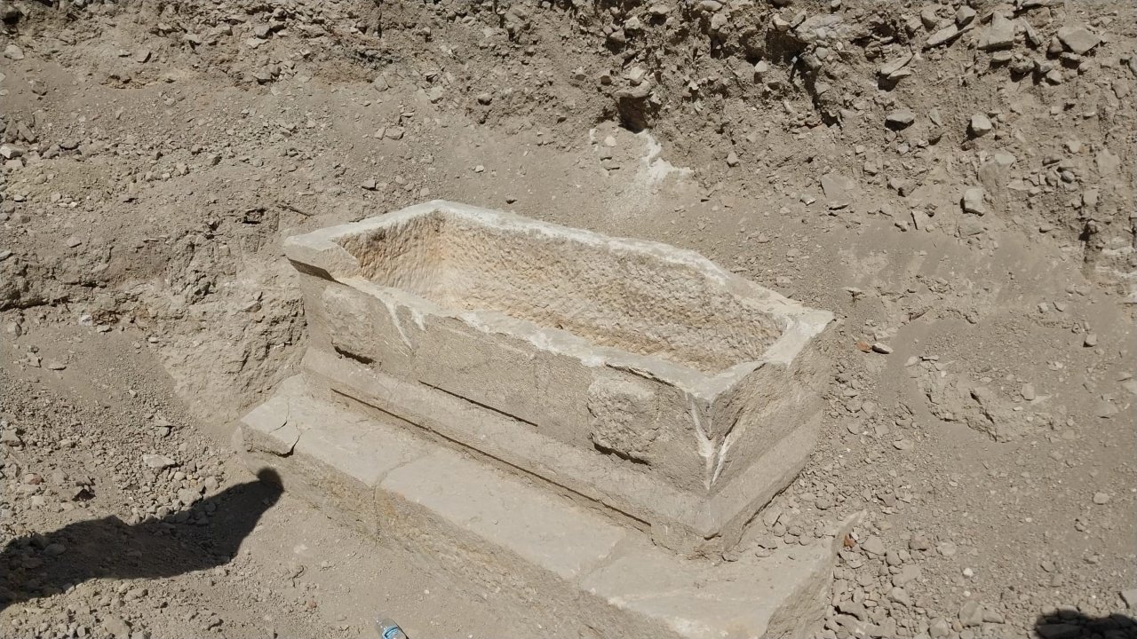 Kazı çalışmalarını durduran olay! İşçiler hemen ihbarda bulundu