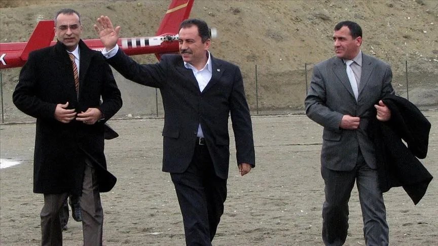 Adalet Bakanı Gürlek, Muhsin Yazıcıoğlunun ailesiyle görüştü