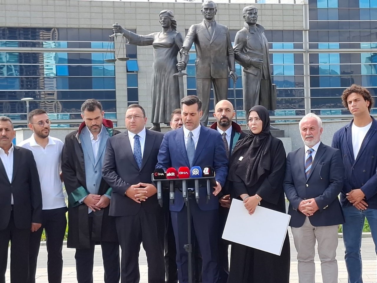 AK Parti Üsküdar seçimini mahkemeye taşıdı: Divan Başkanı hatasını kabul etti
