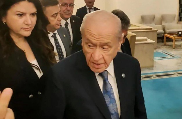 Bahçeli'den 'kafa karışıklığı' sorusuna net cevap: 18 saat dinleyeceksiniz