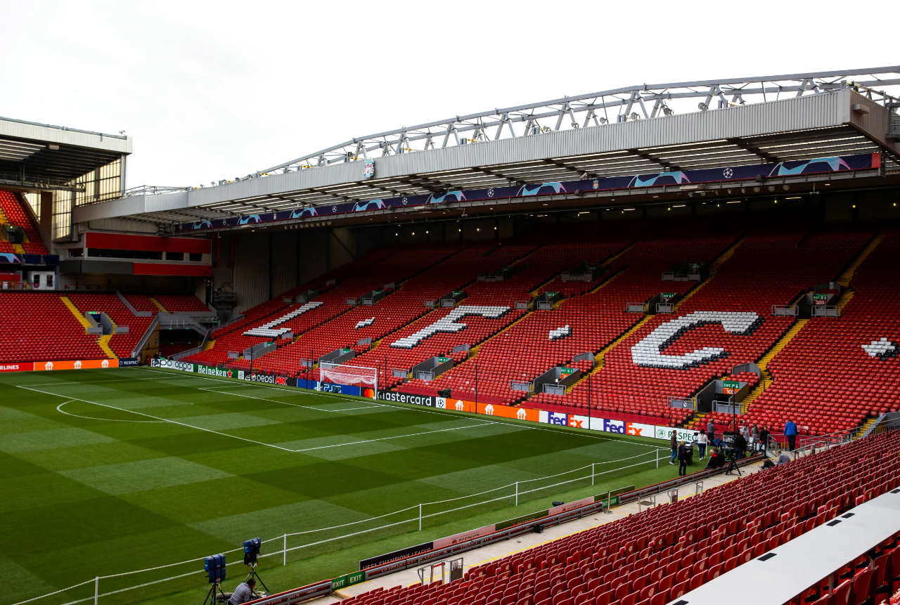 Dünyanın en zengin 4üncü insanı Liverpoolu alıyor