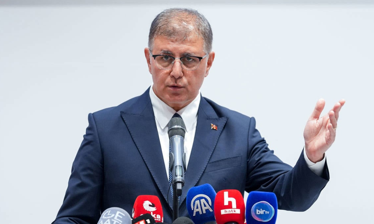 İzmir tarihinde ilk! Cemil Tugay AK Parti'ye katılacak iddiası