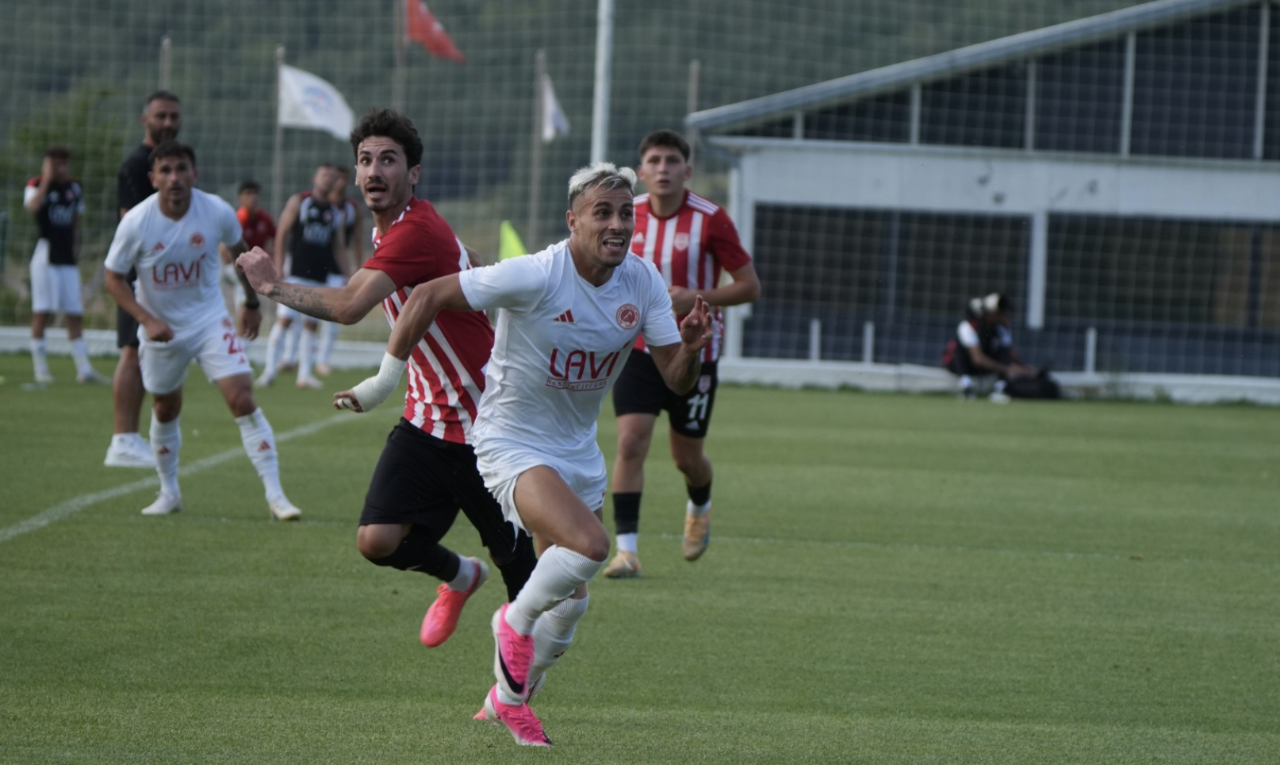 Pendikspor-Batman Petrolspor maçı şifresiz canlı yayın hangi kanalda, saat kaçta? TFF 1. Lig karşılaşması bu akşam!