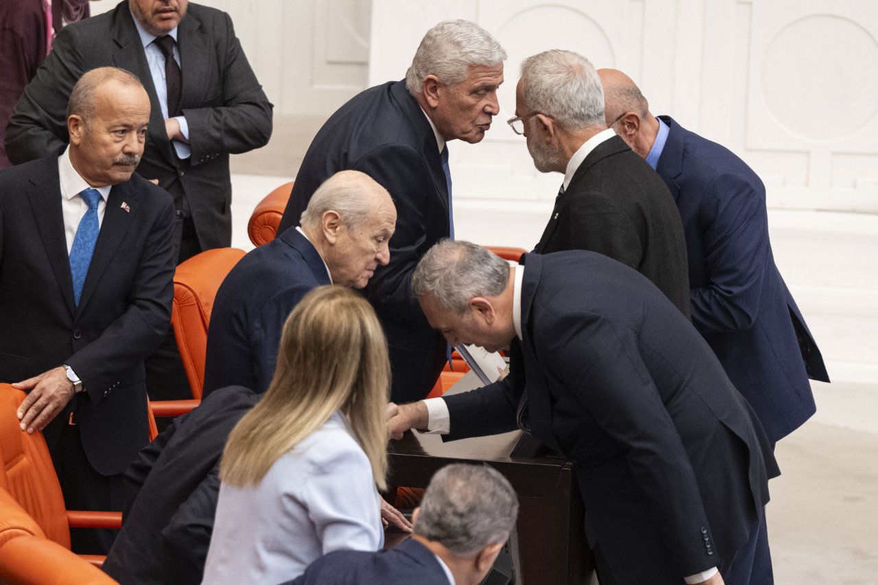 TBMM'de tarihî gün! Terörsüz Türkiye düzenlemesinde görüşmeler başladı