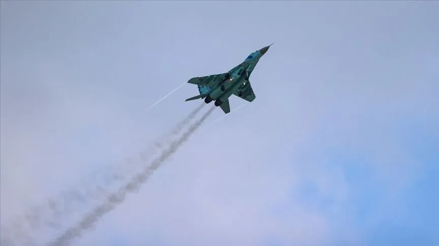 Ukrayna'ya ait MiG-29 savaş uçağı düştü!