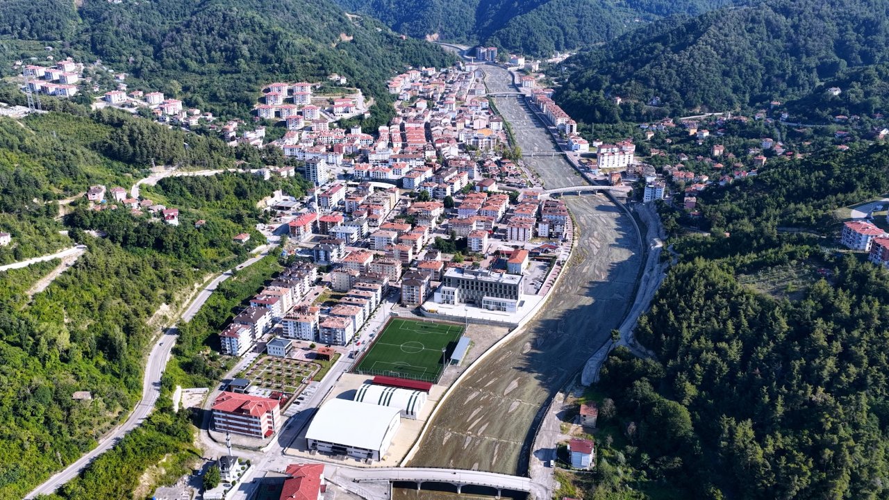 Bozkurt'ta yaralar sarıldı! Bakan Kurum son halini paylaştı