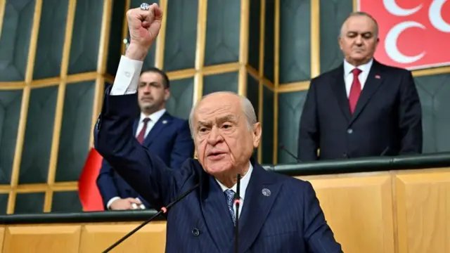 Bahçeli, Abdullah Öcalan'a yönelik çağrısı ile sürecin resmi olarak başlamasını sağladı. / 15 Ekim 2025