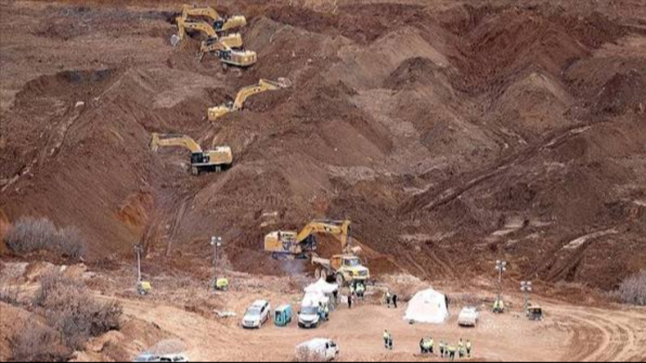 Güney Afrika'da kaçak maden faciası: En az 14 kişi can verdi