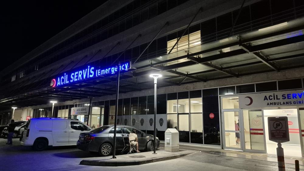 Havuz temizliği faciaya dönüyordu! 13 tatilci hastanelik oldu