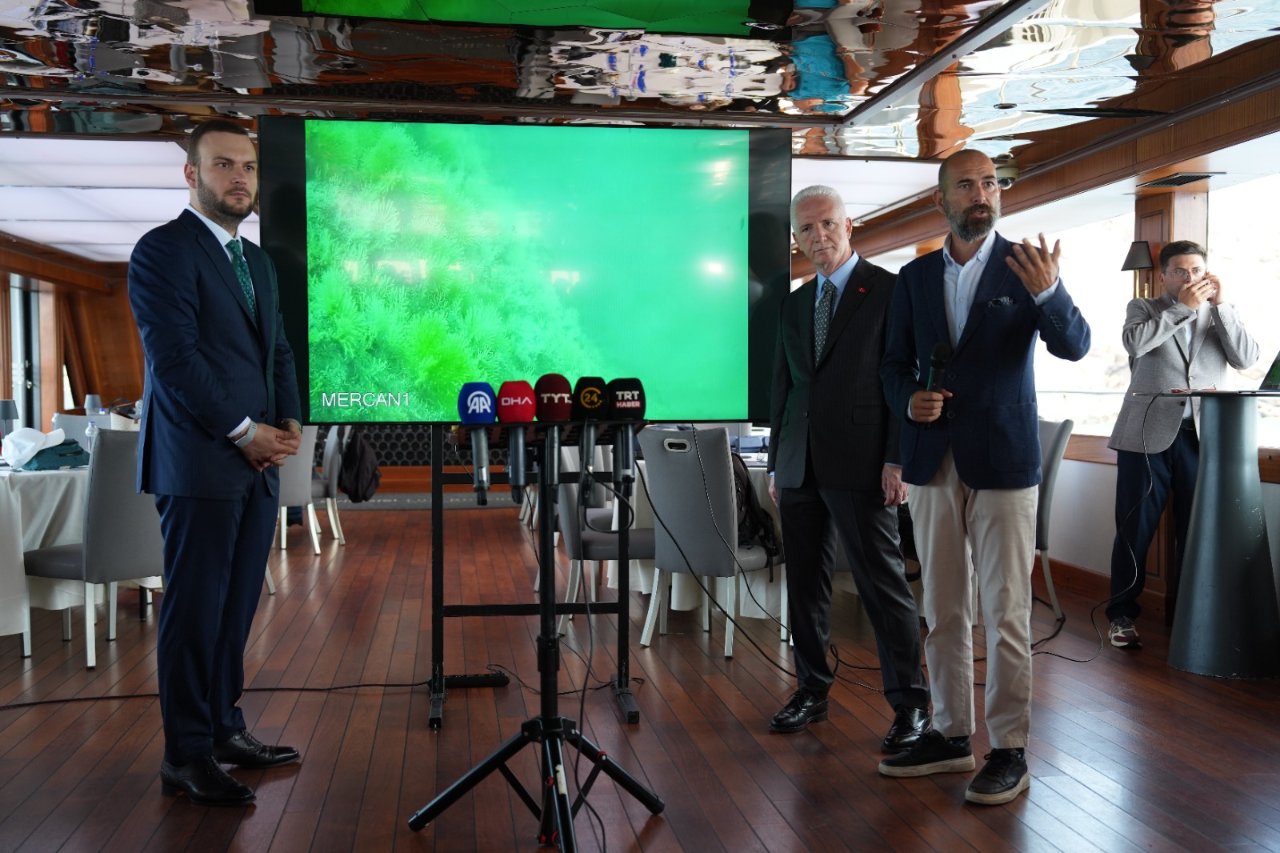 İstanbul’un eşsiz mor mercanları Akdeniz’e ekildi! Sıfır Atık vizyonu Deniz Koruma ile buluştu