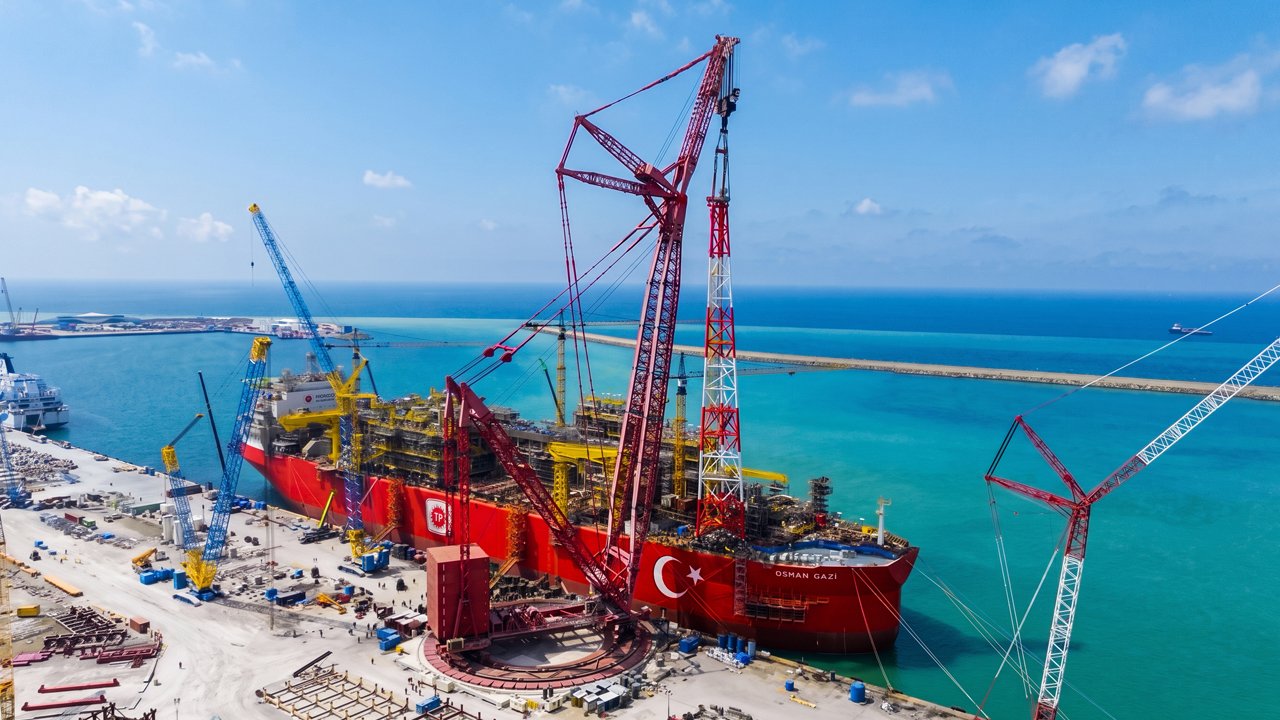 Karadeniz'de nefes kesen operasyon! 8 milyon hanenin gazı buradan gelecek