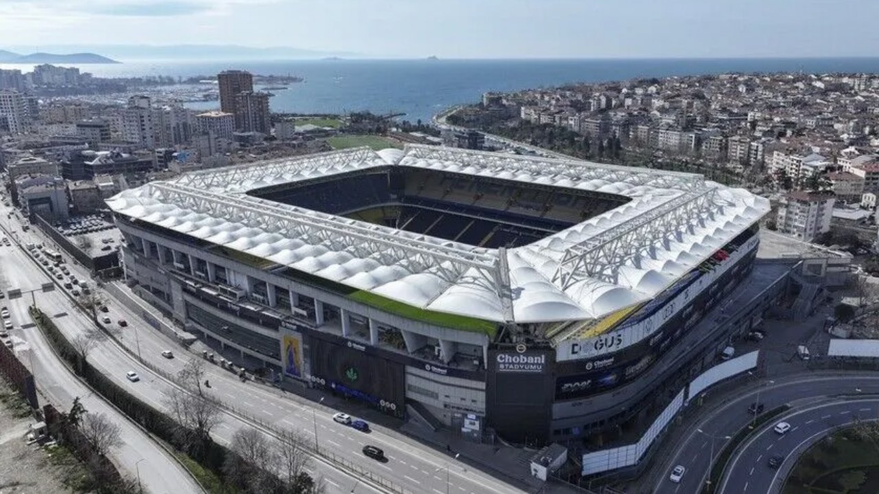 Süper Lig'de yeni sezon başlıyor: 13 şehirde maçların oynanacağı statlar ve kapasiteleri