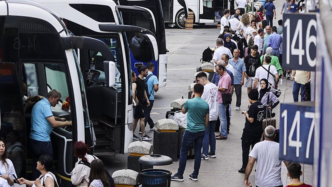 Türkiye'nin köklü otobüs firması satıldı! İşte 64 yıllık şirketin yeni sahipleri 