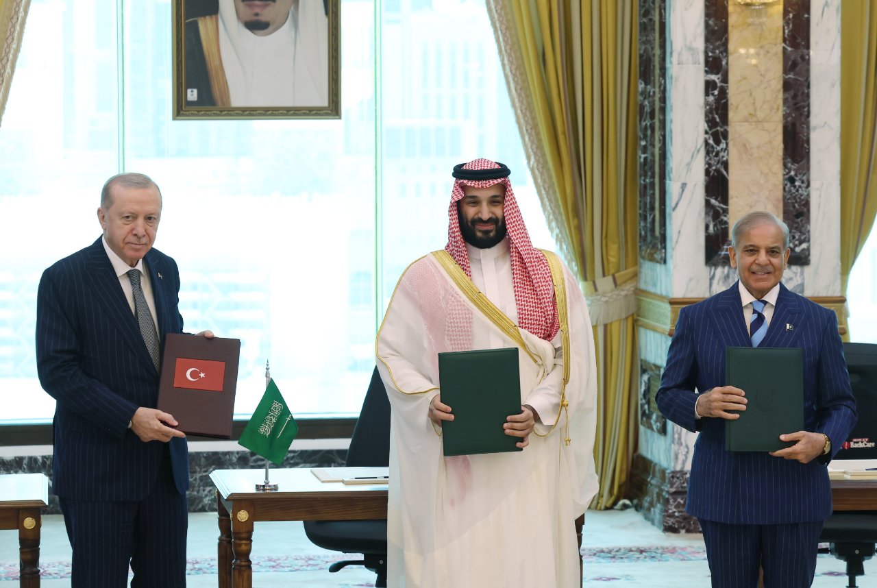 Yunanistan'dan itiraf: Mekke Anlaşması bölgesel planları suya düşürdü