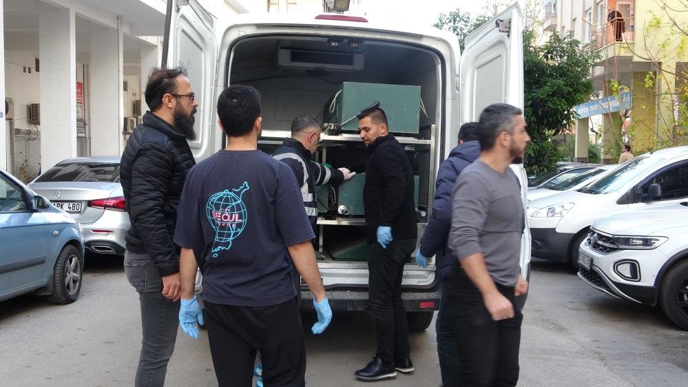 Antalya'daki anne cinayetinde altın detayı! Kuyumcu kuyumcu gezip bozdurmuş
