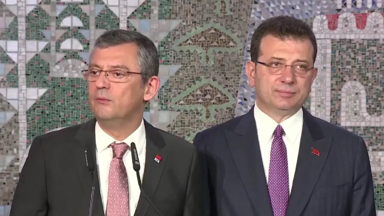 Ekrem İmamoğlu CHP'den istifa etti!