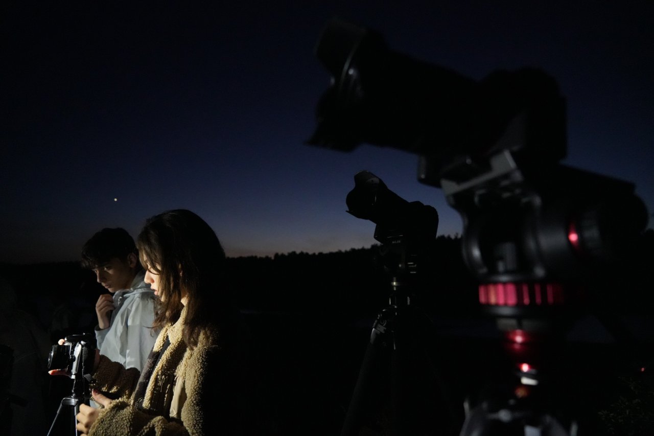 Gökyüzünde görsel şölen! Perseid meteor yağmurunu izlemek için akın ettiler