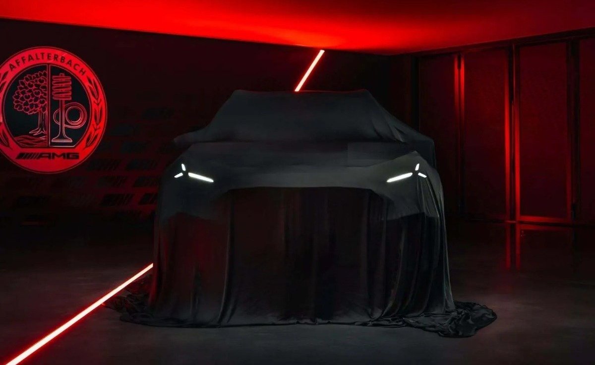 Mercedes-AMGnin yeni elektrikli SUVsinden ilk ipucu! Tam 1.153 beygir