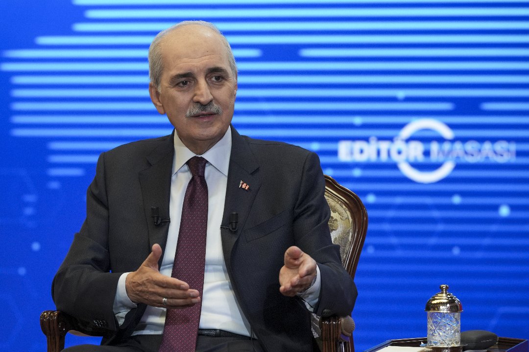 Numan Kurtulmuş'tan 'yeni anayasa' çıkışı: Türkiye'nin boynunun borcu