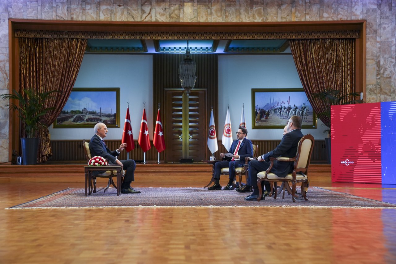 Numan Kurtulmuş'tan 'yeni anayasa' çıkışı: Türkiye'nin boynunun borcu