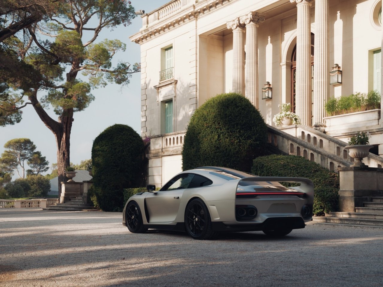Porsche 911 Turbo S’in fiyatı nasıl üçe katlanır? 830 beygirlik Marsien GT tanıtıldı