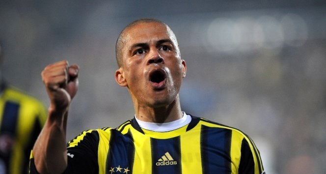 Fenerbahçe efsanelerinden Alex de Souza