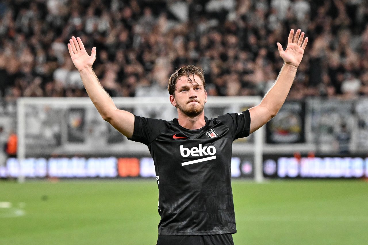 Hracek Kralove karşısında deplasmanda oynanan ilk maçta Beşiktaş'a galibiyeti getiren golü Semih Kılıçsoy kaydetti.