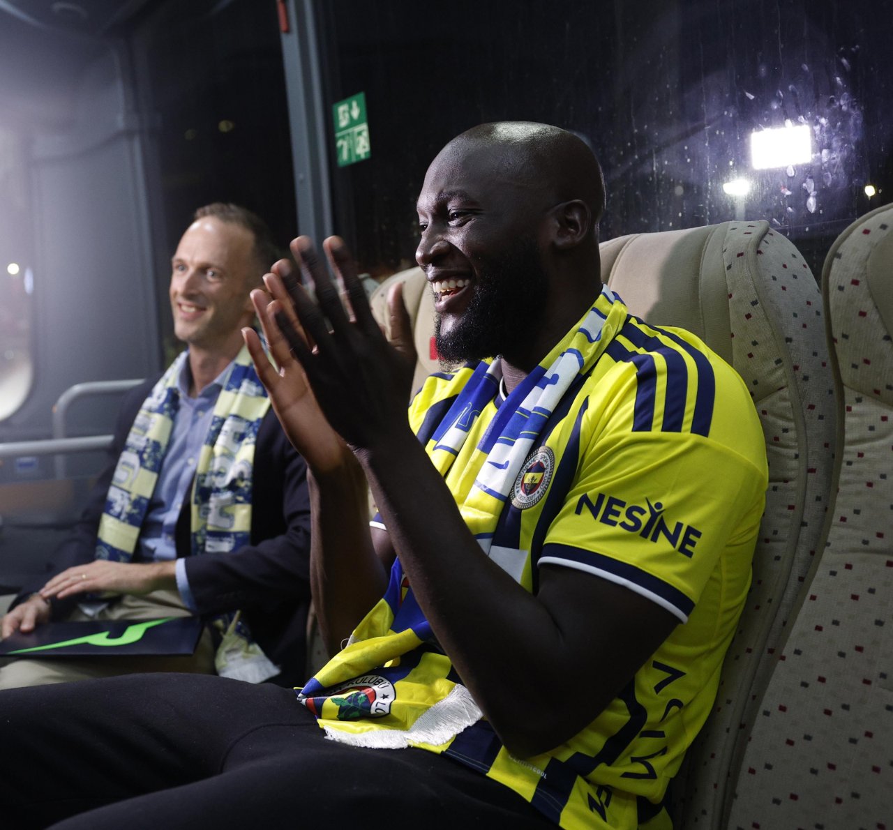 Fener için cepten ödedi! Dünyaca ünlü golcü Romelu Lukaku artık Fenerbahçede