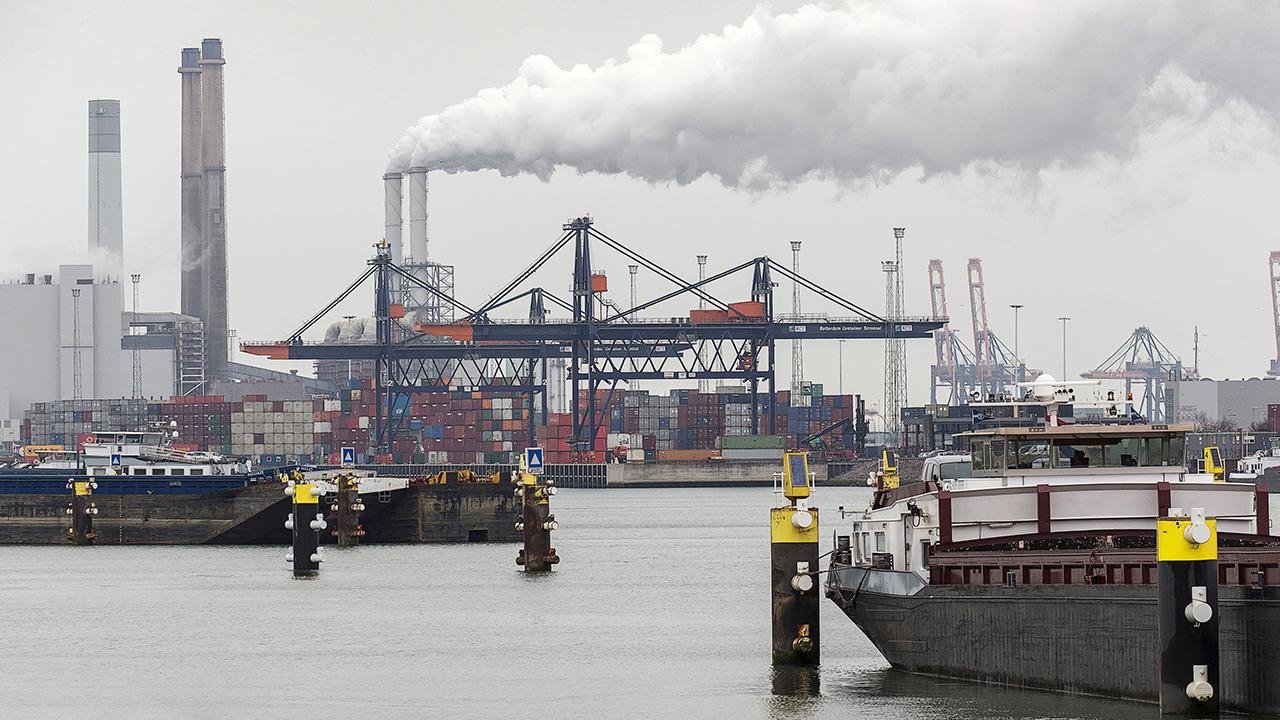 Hollanda'da Rotterdam limanında patlama! Ölü ve yaralılar var