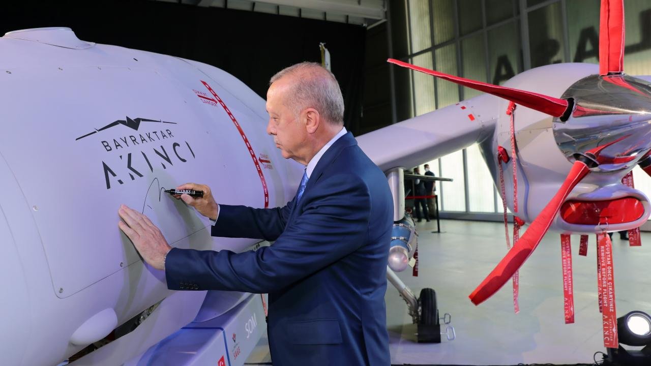 4 başbakan, 2 cumhurbaşkanı, çeyrek asırlık siyasi tarih! AK Parti 25 yaşında