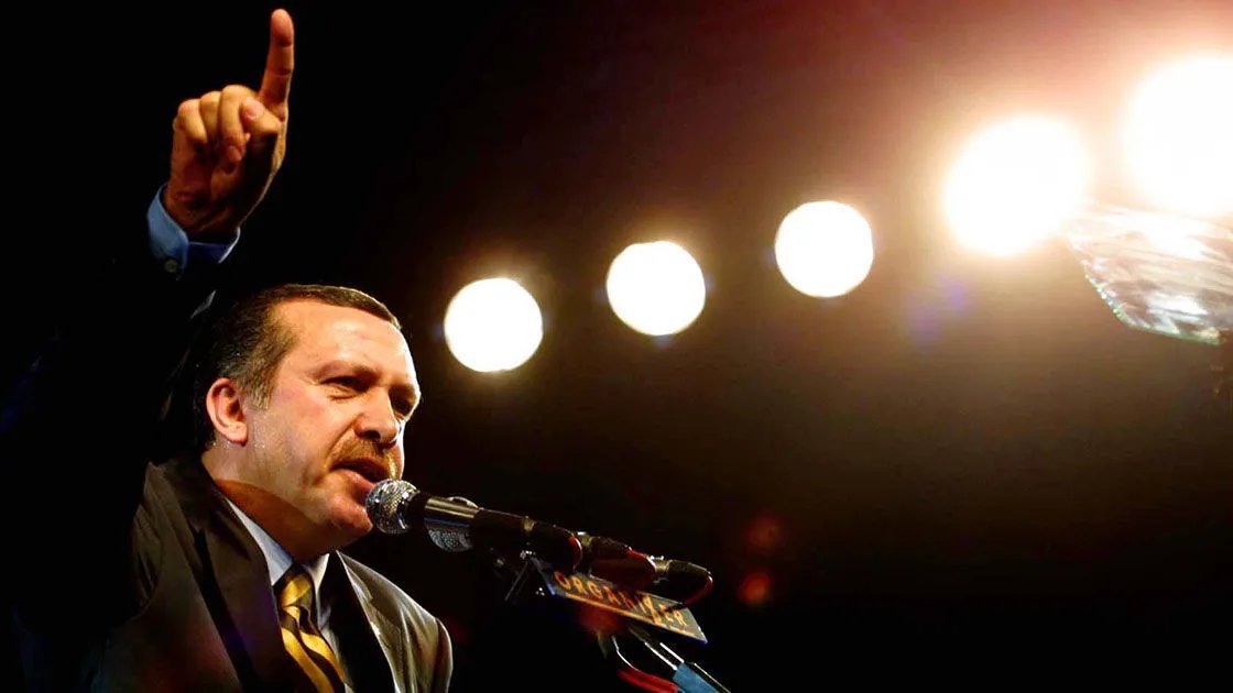 4 başbakan, 2 cumhurbaşkanı, çeyrek asırlık siyasi tarih! AK Parti 25 yaşında