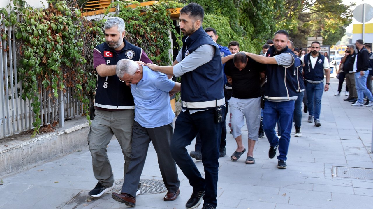 7 parçaya bölüp 10 yıl dondurucuda sakladılar! Sır perdesi aralandı, 3 ilde şafak baskını yapıldı