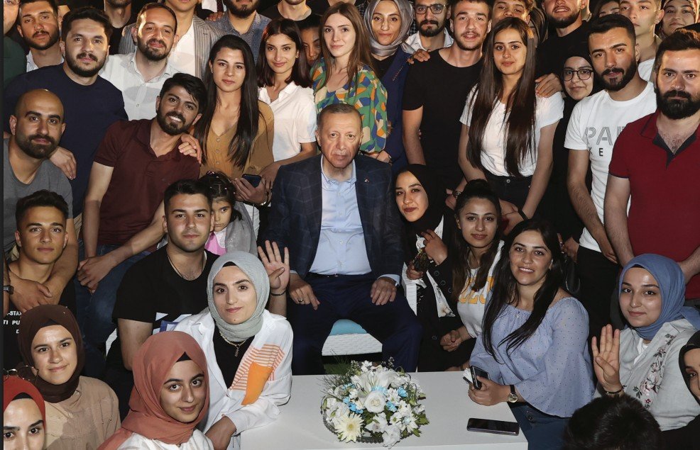 AK Parti '25. Yıl Vizyon Belgesi'ni yayımladı! Terörsüz Türkiye’den küresel güce