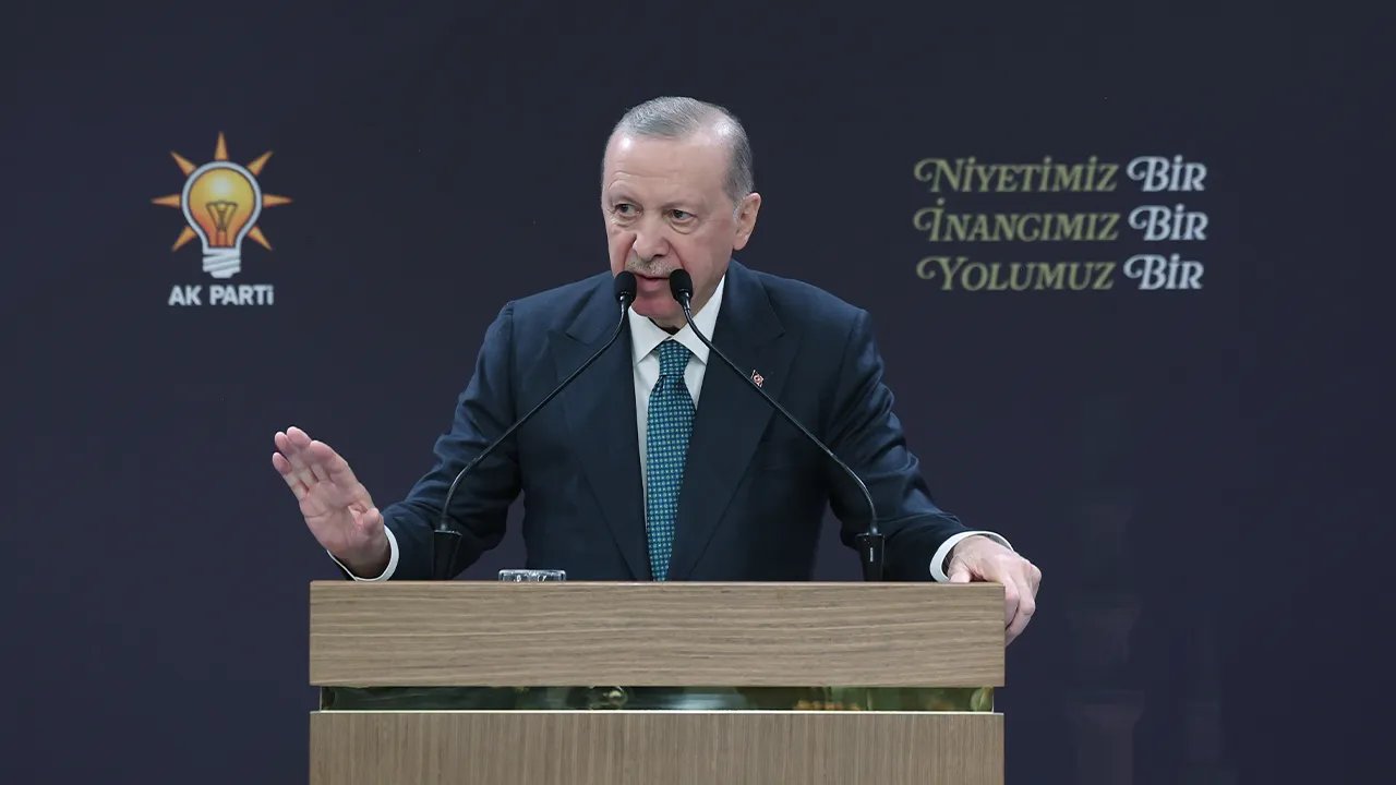 Erdoğan'dan AK Parti'nin 25. kuruluş yıl dönümü makalesi! Yeni dönemin yol haritasını paylaştı