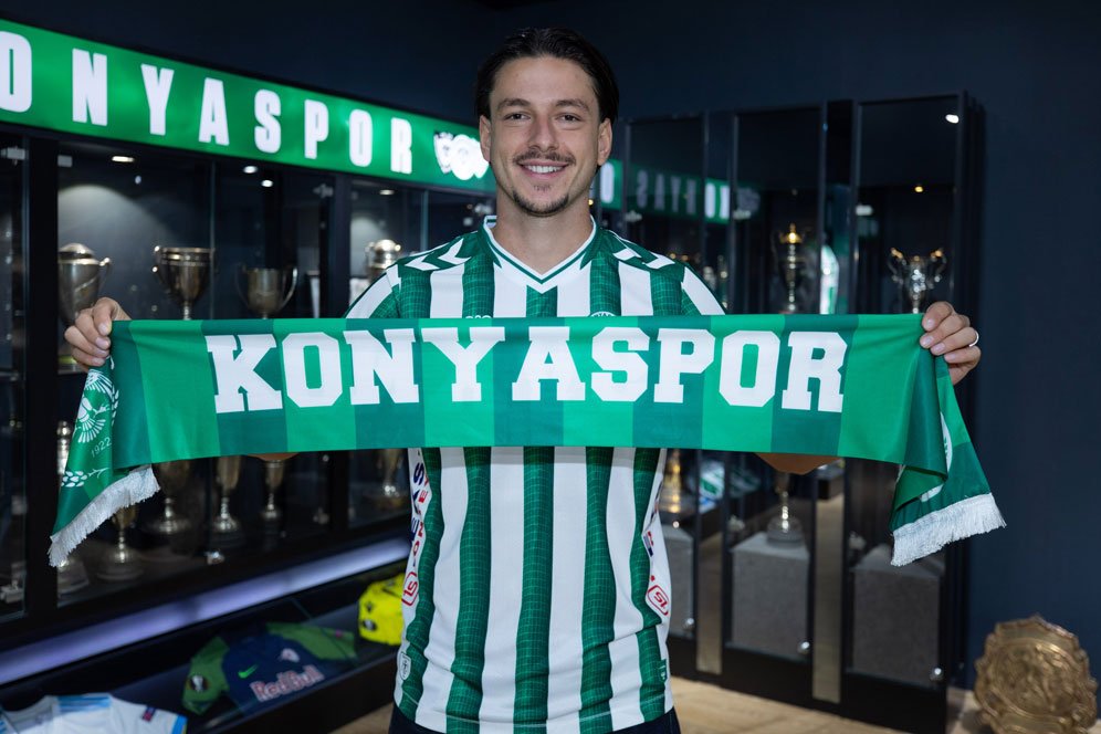 Enis Destan