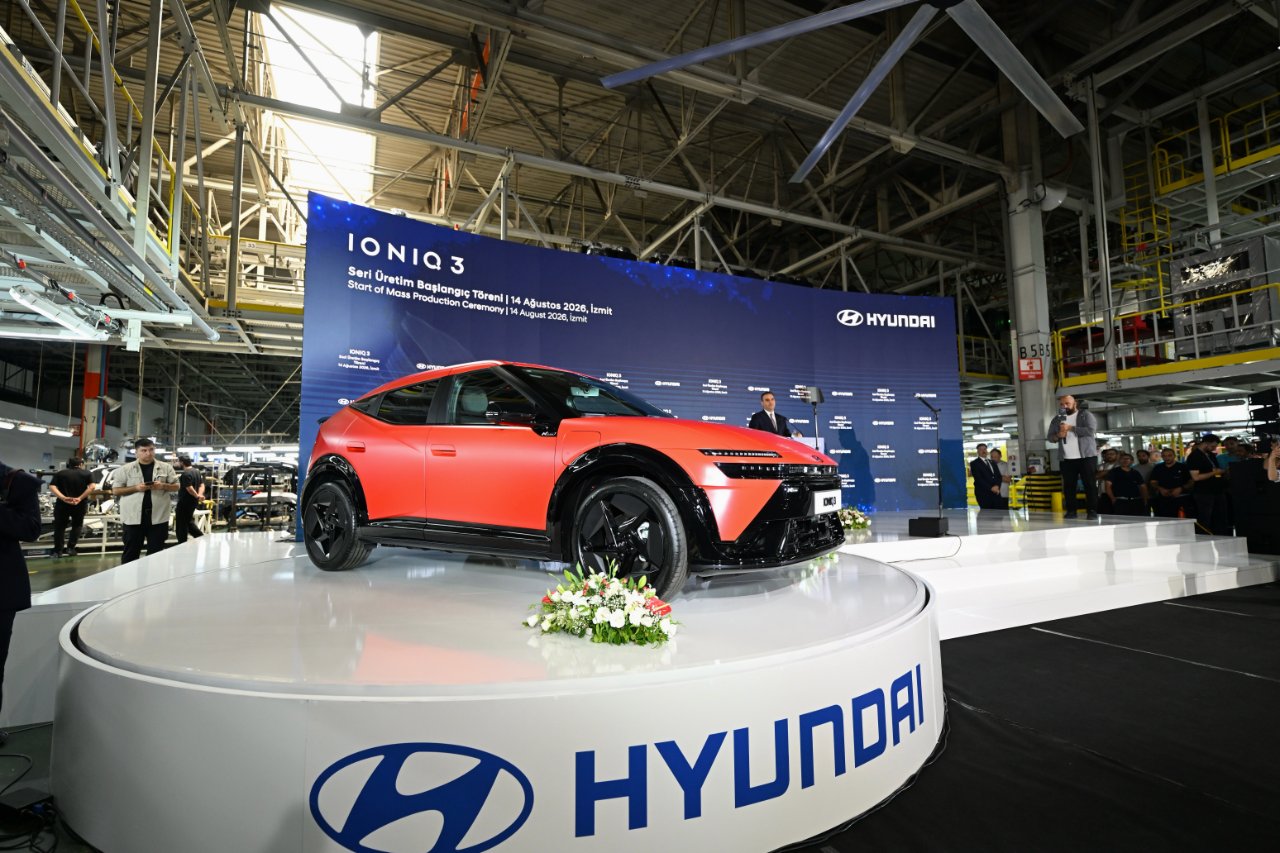 Hyundai IONIQ 3 Kocaeli'de banttan indi: İşte Türkiye'de üretilen ilk yabancı elektrikli araç!
